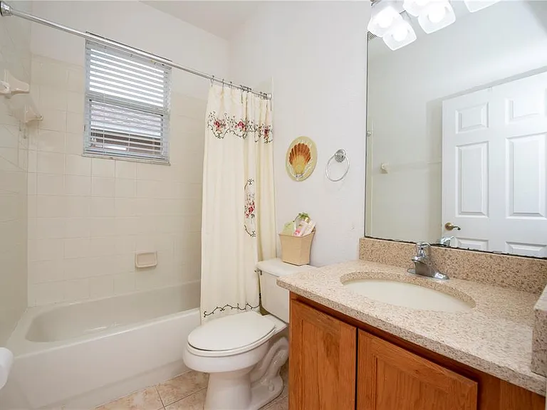 2920 Willow Creek Ln — Photo 85