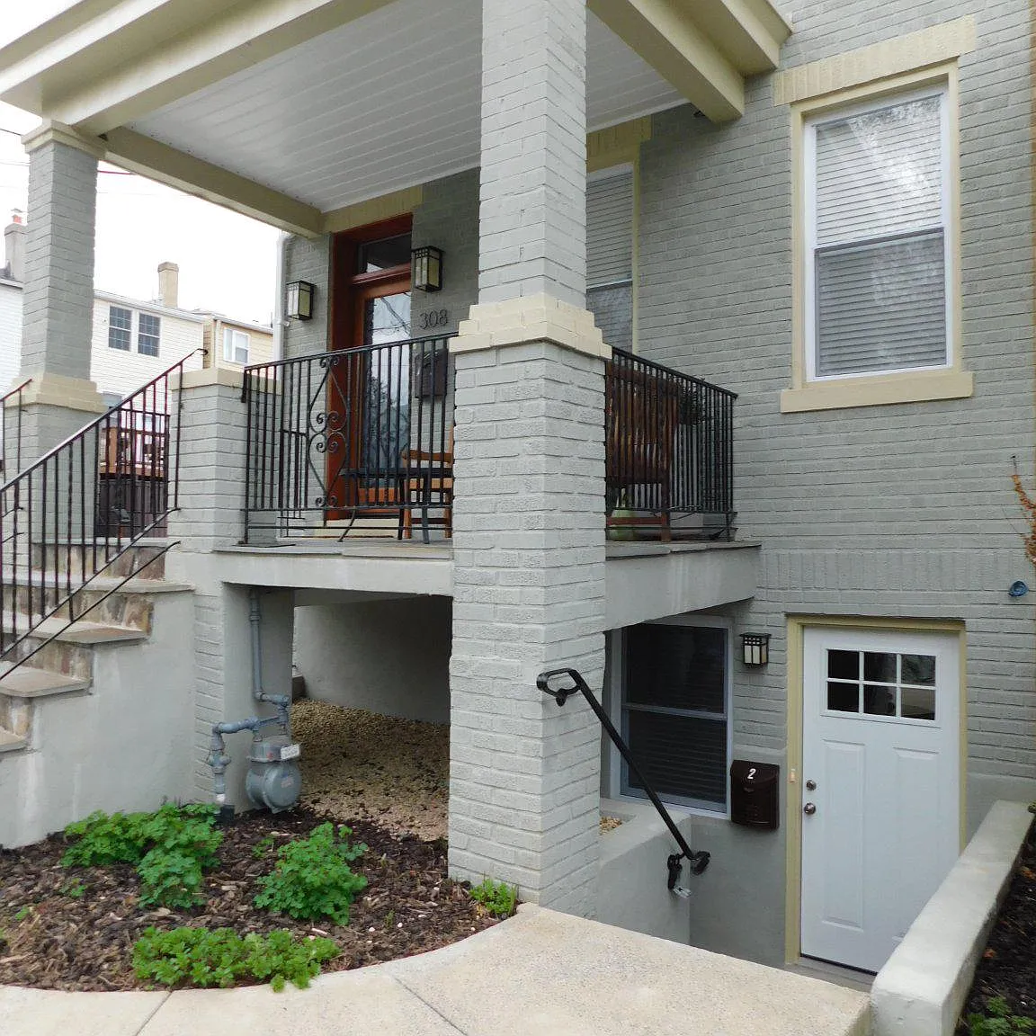1 bed, 2024 sqft, $1,700 — Photo 3