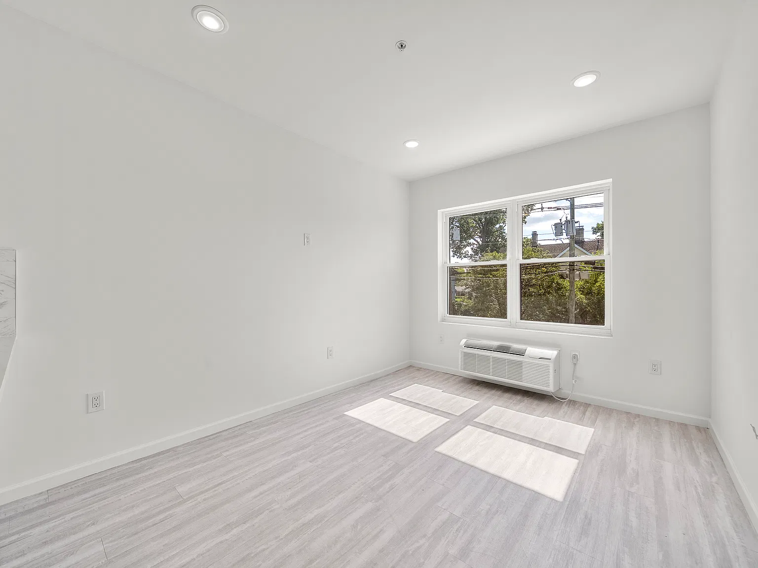 1 bed, 750 sqft, $2,295 — Photo 4