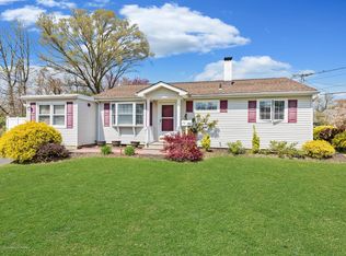 261 Middle Rd, Hazlet, NJ 07730