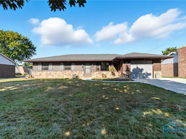 3320 Crosshill Dr, Findlay, OH 45840