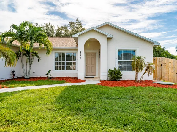 2225 SE Wald Street, Port St Lucie, FL 34984