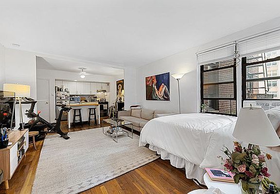 5th image of 54 E 8th St APT 4K