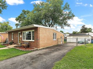 11534 S Lee Rd, Alsip, IL 60803