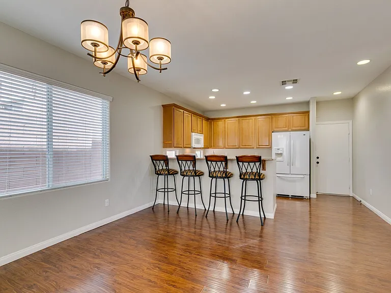 9341 Colorful Rainbow Ave — Photo 18