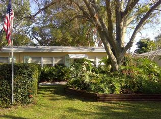 1320 4th Ct, Vero Beach, FL 32960