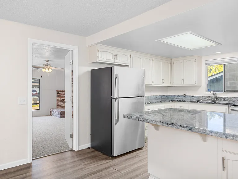 2077 Hill Way — Photo 3