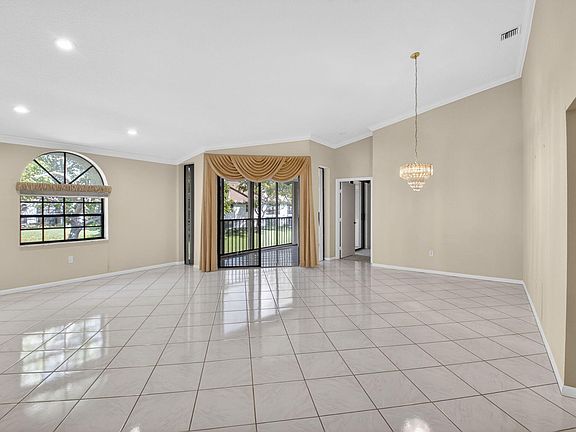 5th image of 5253 Brisata Circle #L
