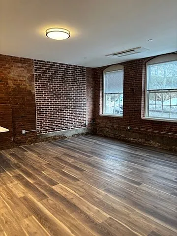 87 N Water St #104 — Photo 5