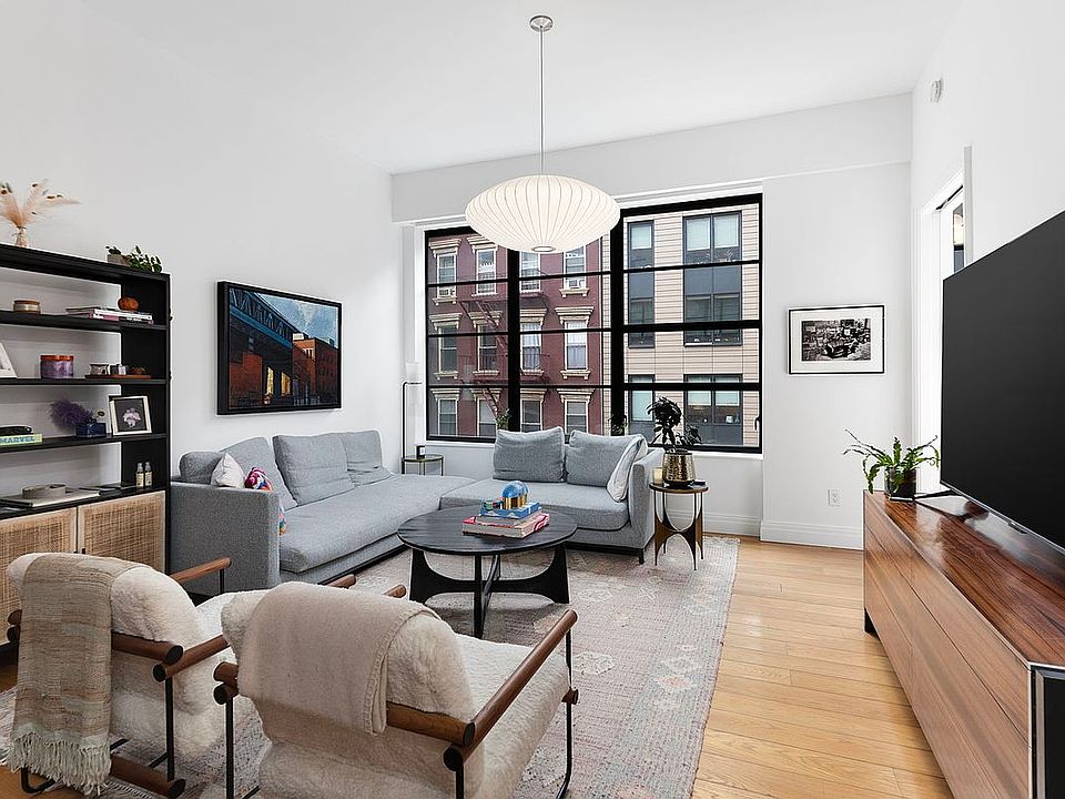 1st image of 10 Sullivan St APT 3C