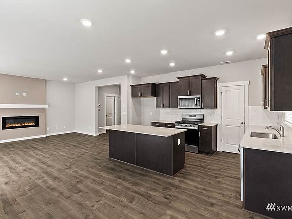 3rd image of 5861 Waverly Road SW #18