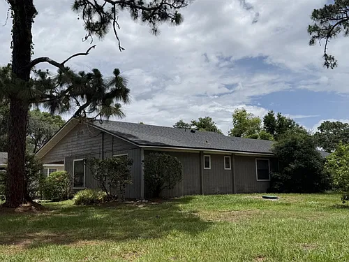 291 Ruskin St Photo 1