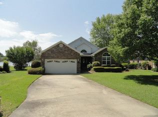 213 Ridge Lake Dr, Manning, SC 29102