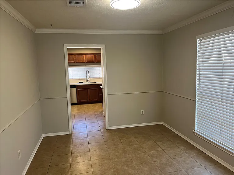 1507 Alderbrook Dr — Photo 8