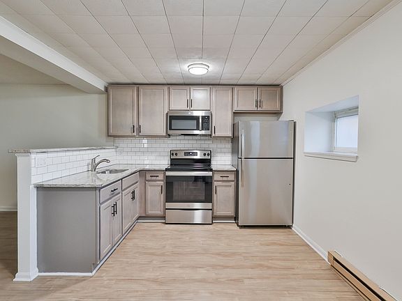 2nd image of 215 E High St APT D