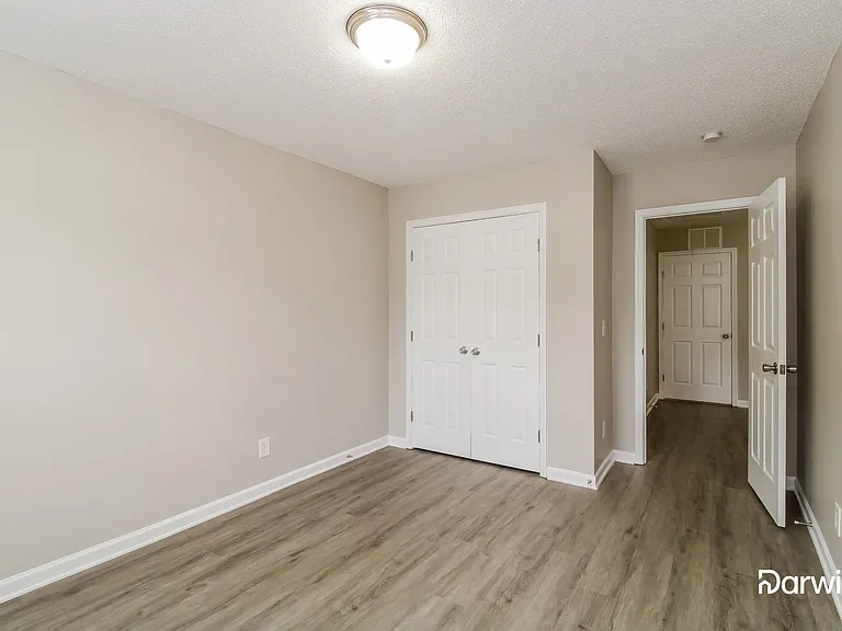 4807 Chapel Ridge Dr — Photo 13