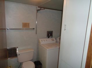 1075 Main St, Hellertown, PA 18055