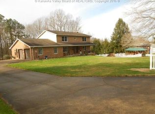 407 Mercury Rd, South Charleston, WV 25309