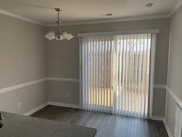 3955 Sterling Pointe Dr — Photo 8