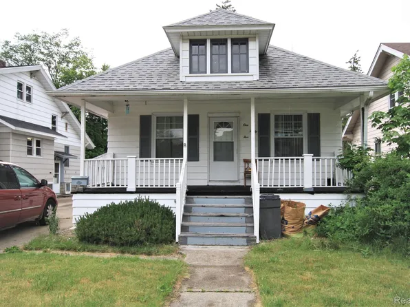 135 S Alexander St, Saginaw, MI 48602