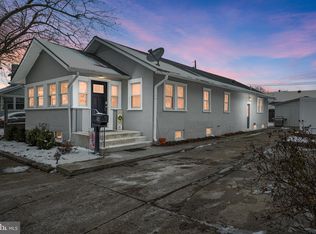 94 Highland Ave, Pennsville, NJ 08070