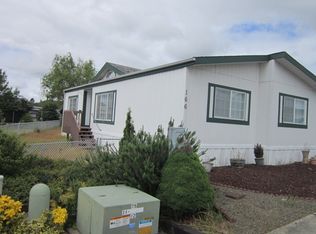 132 Trout Loop, Roseburg, OR 97471