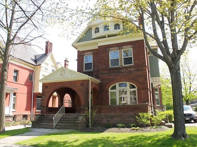 1st image of 437 Linwood Ave