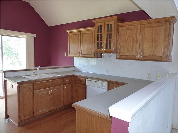 5th image of 21910 W 51st Pl