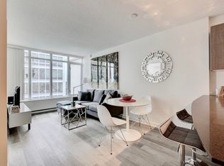 610 Granville St #2906, Vancouver, BC V6C3T3