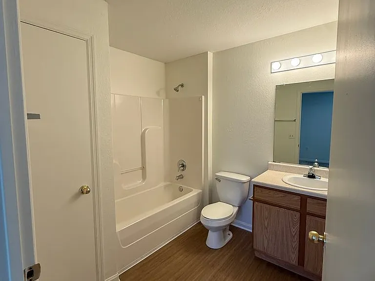 Highlands Apts — Photo 64