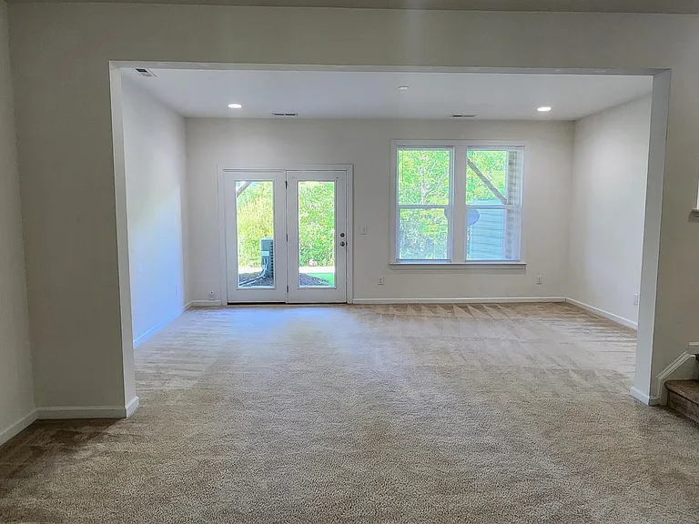 2209 Kirkhaven Rd — Photo 17