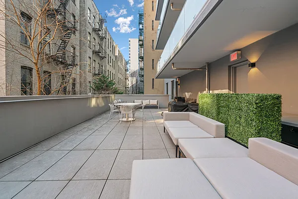 Sold by Nest Seekers International | media 19