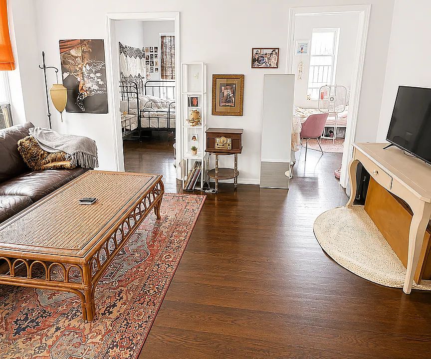 1st image of 1558 Park Pl #2F
