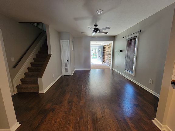 5th image of 606 Chestnut St