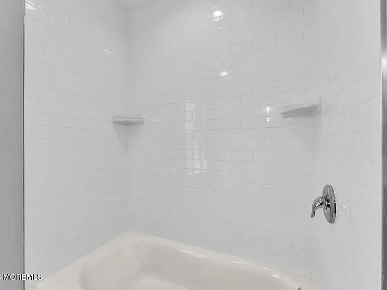 553 Colts Neck Rd #B — Photo 22