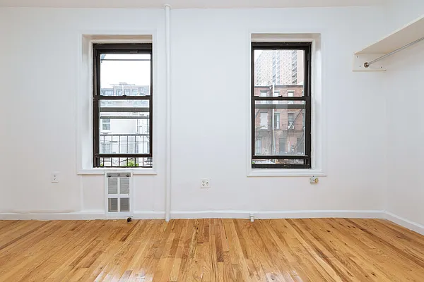 Rented by Nooklyn NYC LLC | media 2