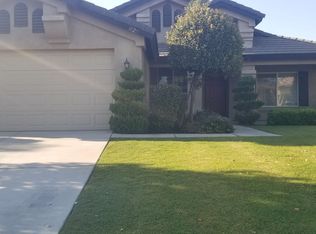 10211 Lanesborough Ave, Bakersfield, CA 93311