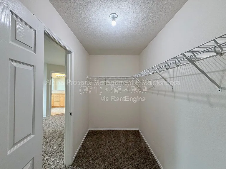 1914 27th Ave — Photo 16