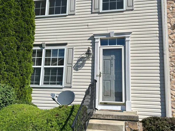 317 Royal Dr, Manchester, PA 17345