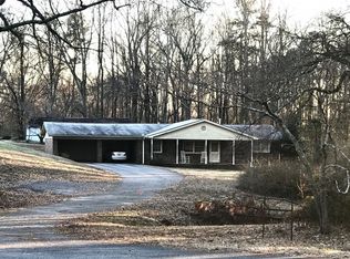 44 Smallwood Dr, Commerce, GA 30529