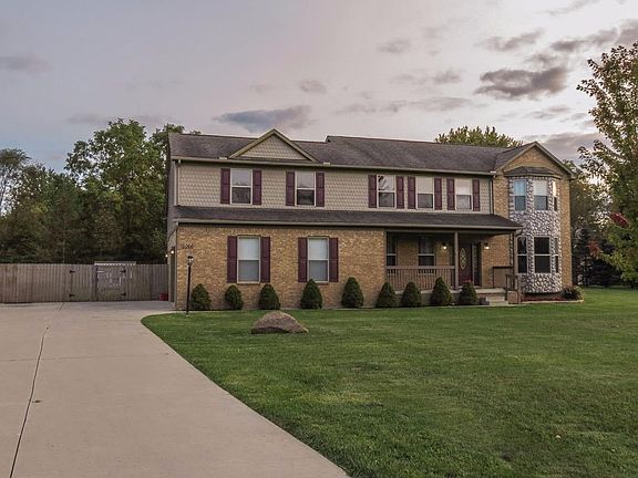 2nd image of 5066 Parkridge Dr