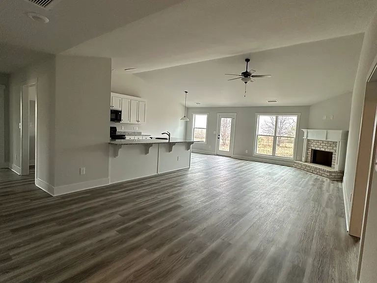 348 Dove Field Dr — Photo 4