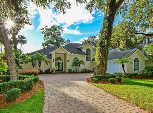 2248 Oceanforest Dr W, Atlantic Beach, FL 32233