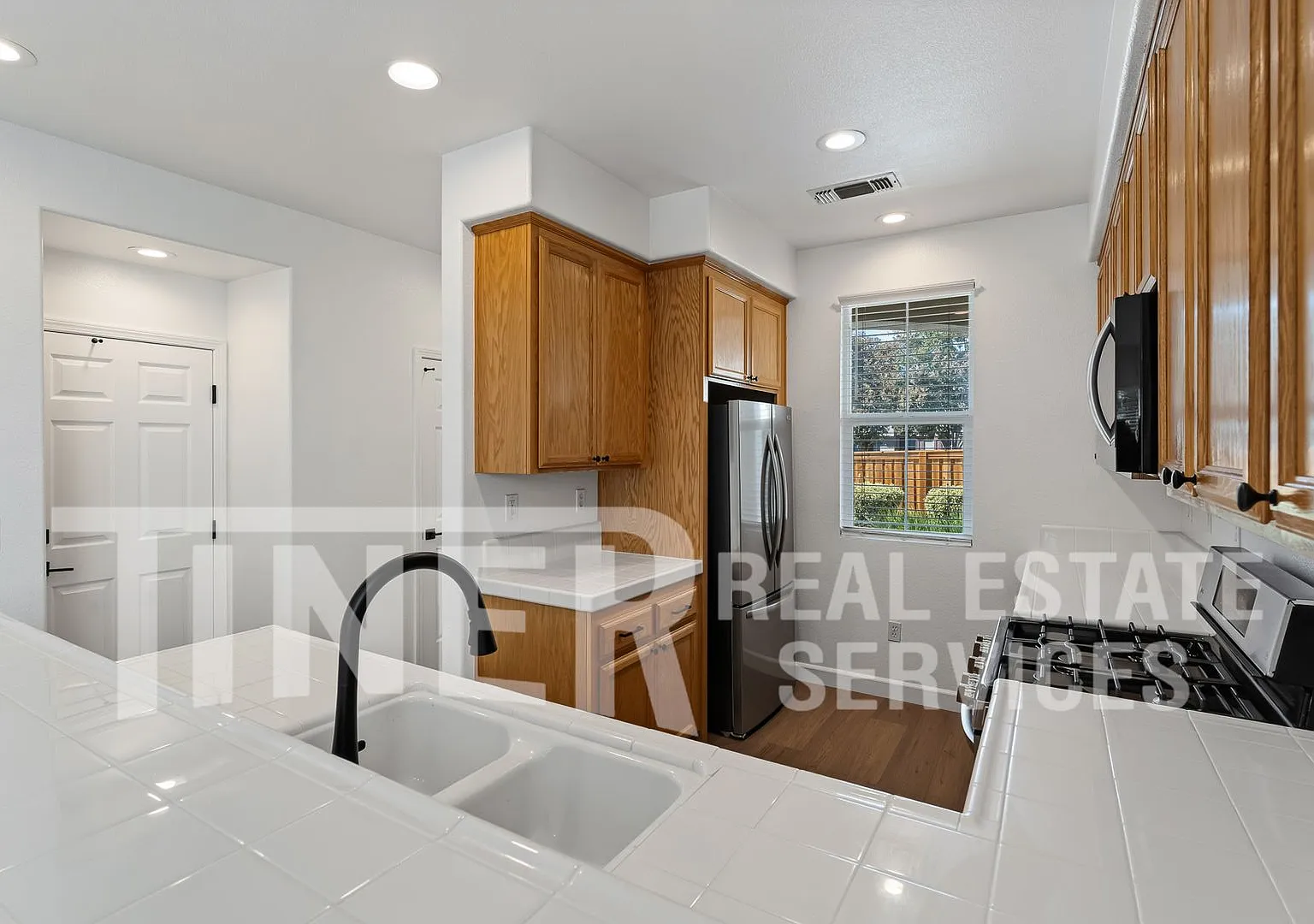 3961 Martis Street - Tier 2 - Bright, Updated West Sacramento Living — Photo 4
