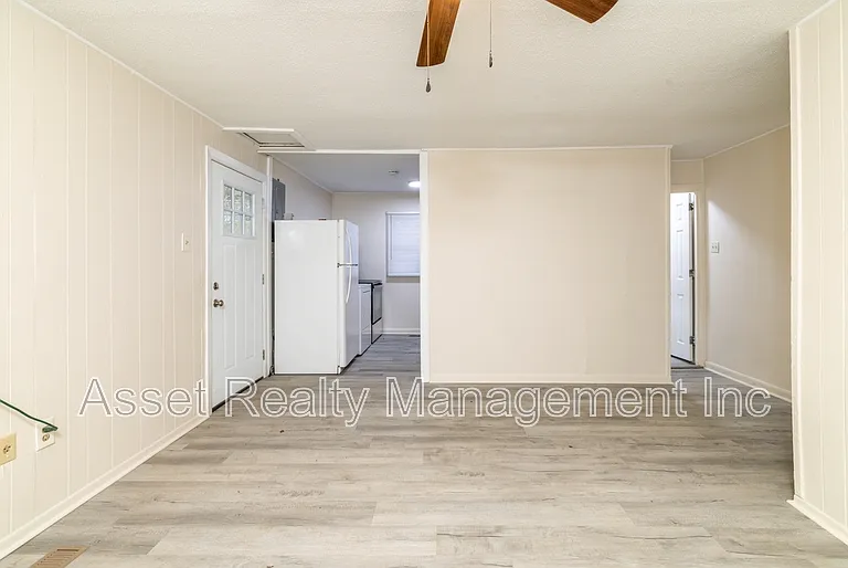 219 Highland Ave #1 — Photo 9