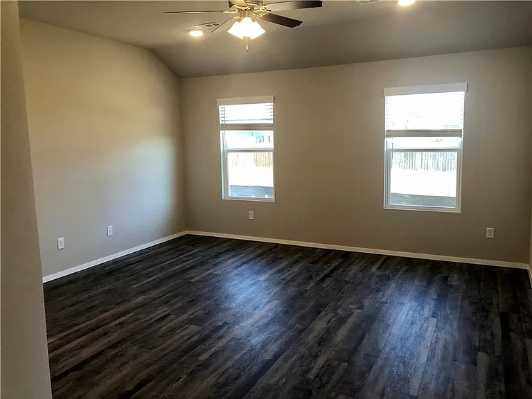 1236 S Nighthawk Ln — Photo 7