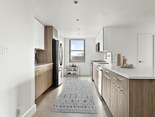 3rd image of 104-20 Queens Blvd #8B