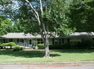 112 Merit Cir, Gadsden, AL 35901