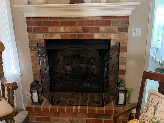 5th image of 1365 Camellia Dr