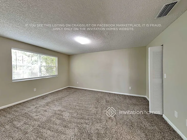 12684 SW 144th Ter — Photo 14